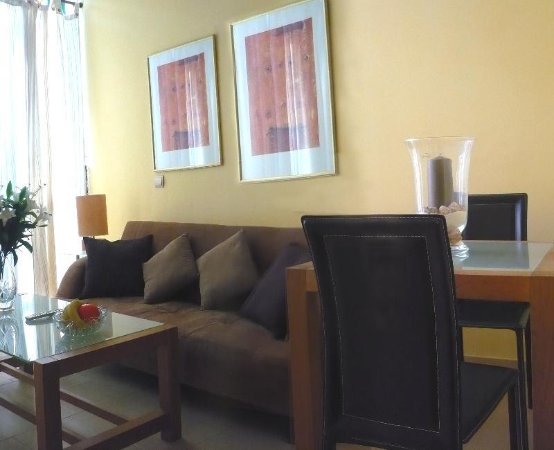 Apartamentos Suites Oficentro マラガ エクステリア 写真